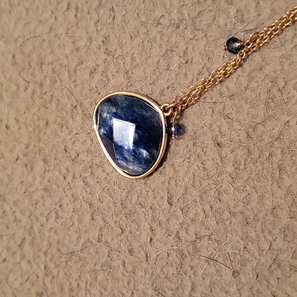 Necklace - Picture 5 of 8